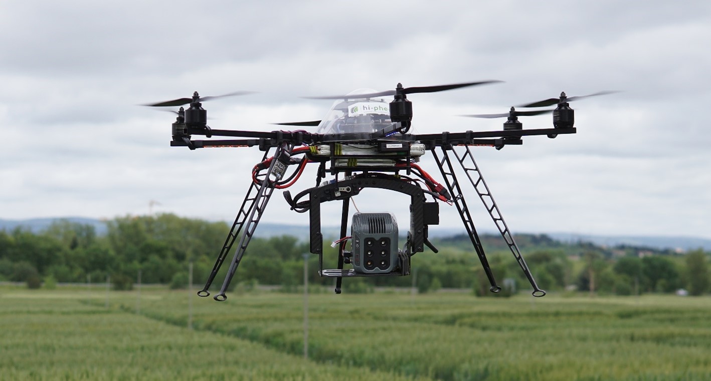 hiphen-diy-drone-in-the-field